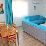 Mavi Restaurant & 2 Apartamento Didim