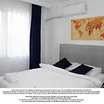 Mavi Restaurant & 2 Apartamento
