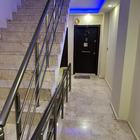 Mavi Restaurant & 2 公寓 *