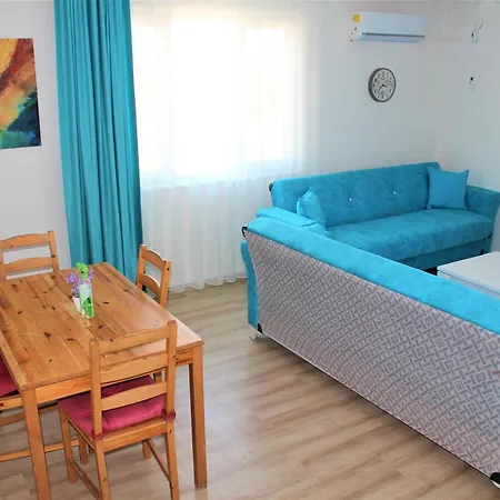 Mavi Restaurant & 2 Appartamento Didim
