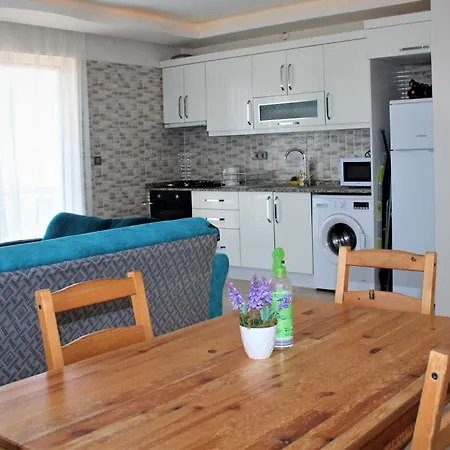 Mavi Restaurant & 2 Ντιντίμ
