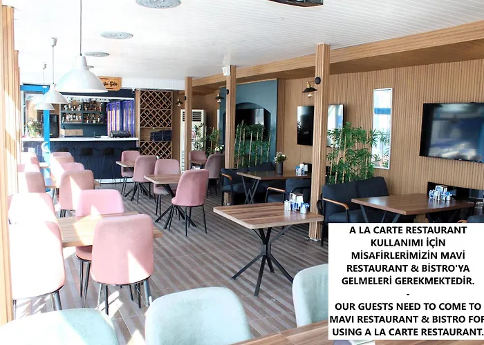 Mavi Restaurant & 2 Apartment *